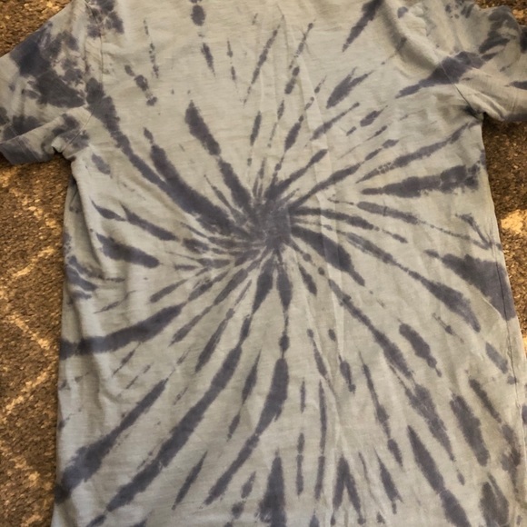 Bundle 3/$15 - VS Pink Campus Tee - Picture 6 of 7